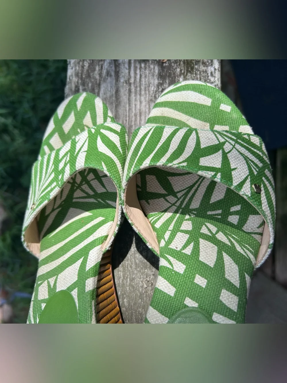 Kate Spade Meena Palm Green Canvas Bamboo Wedge Sandals Size 9